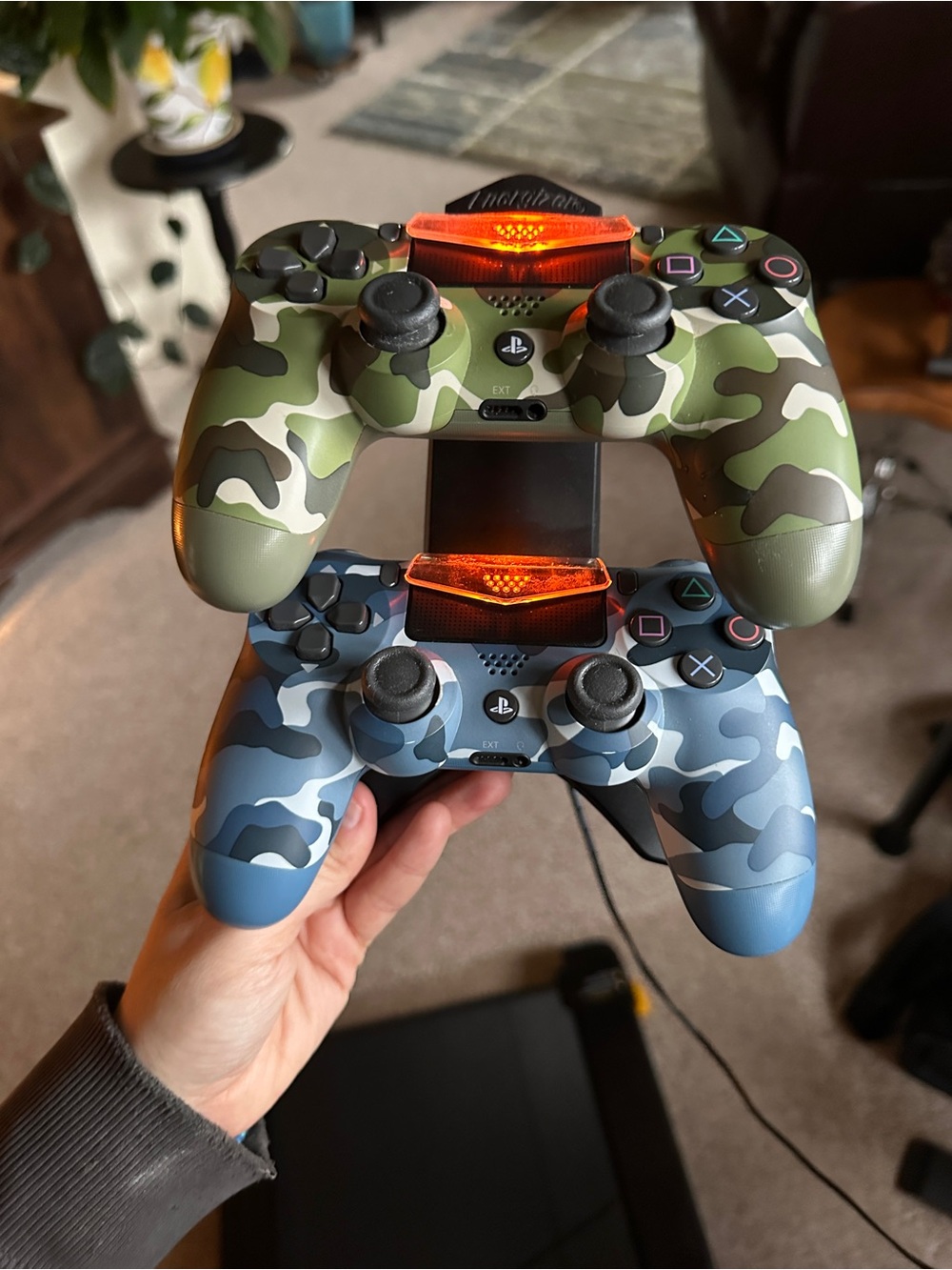 Sony Camo DualShock Controllers(2) & Charging Station- Green & Blue